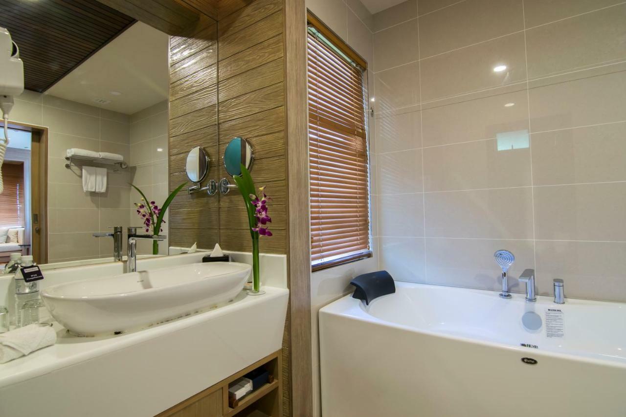 Royale Chulan Cherating Villa מראה חיצוני תמונה
