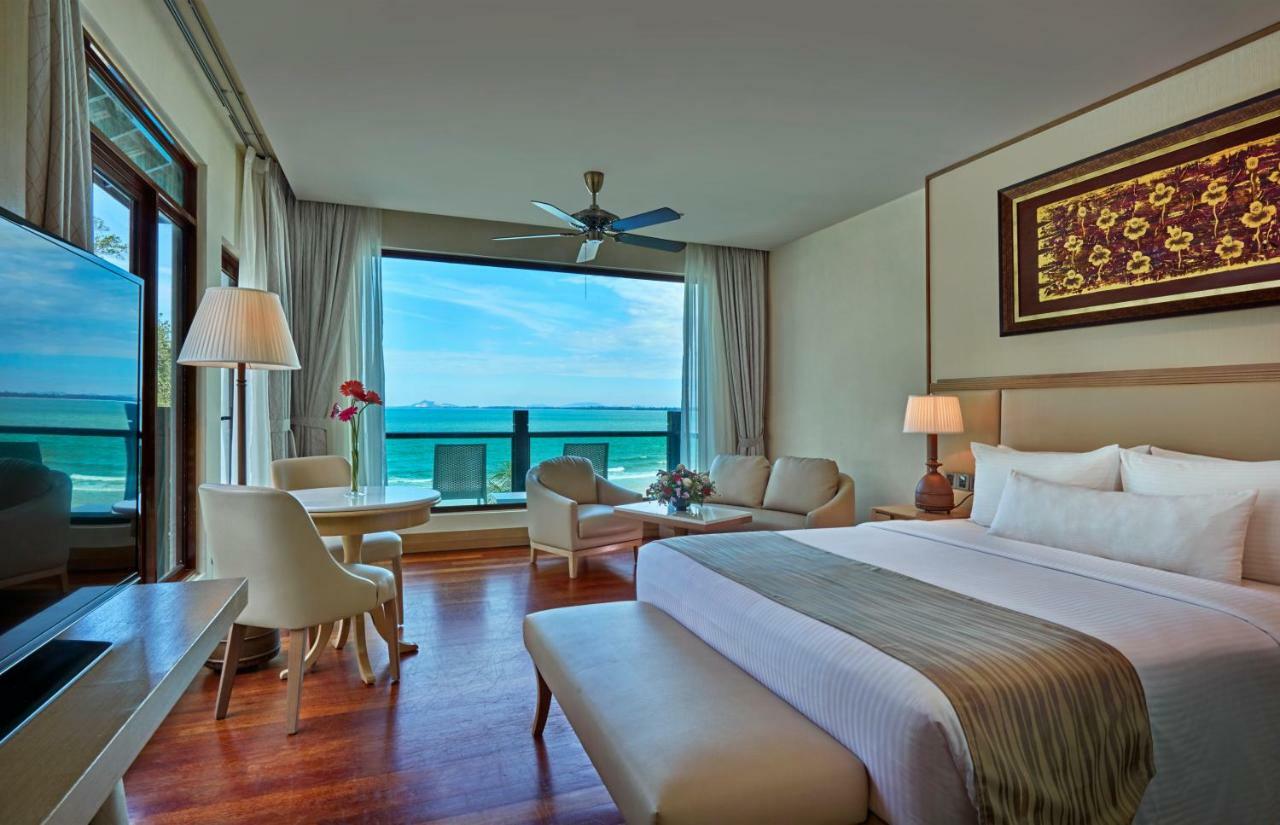 Royale Chulan Cherating Villa מראה חיצוני תמונה